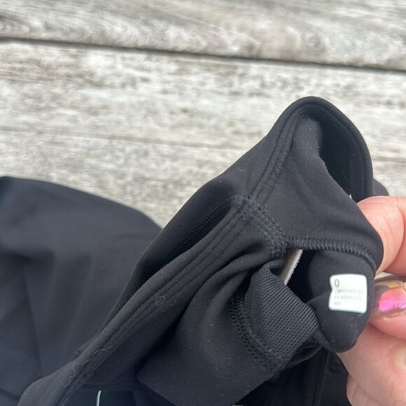 Lululemon Align Bodysuit‎ 6" Black size 0 NWT ONE PIECE - Picture 7 of 7
